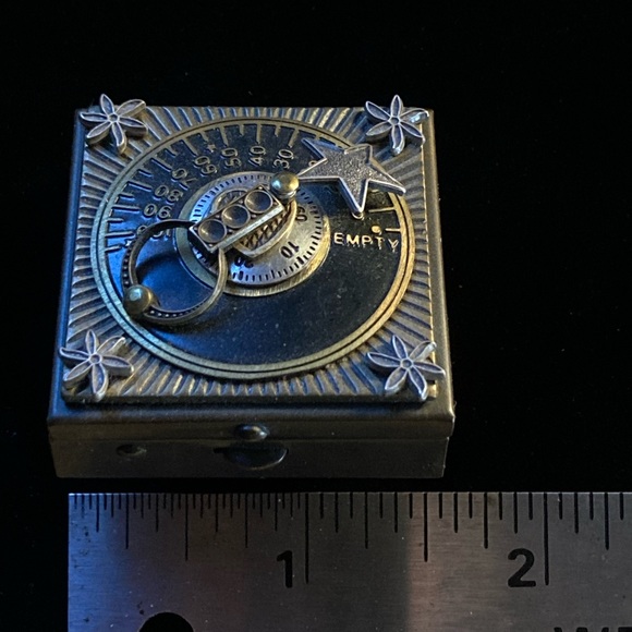 Steampunk jewelry box, high quality, metal 1 1/2 in. Square - Picture 4 of 5